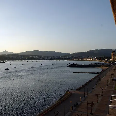 Txingudi By Basquelidays *