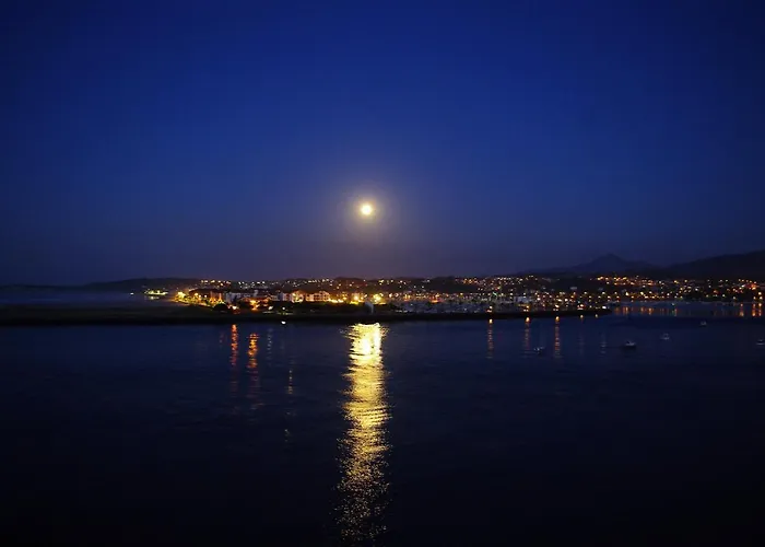 Txingudi By Basquelidays Apartment *