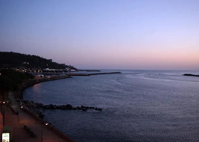 Txingudi By Basquelidays Hondarribia